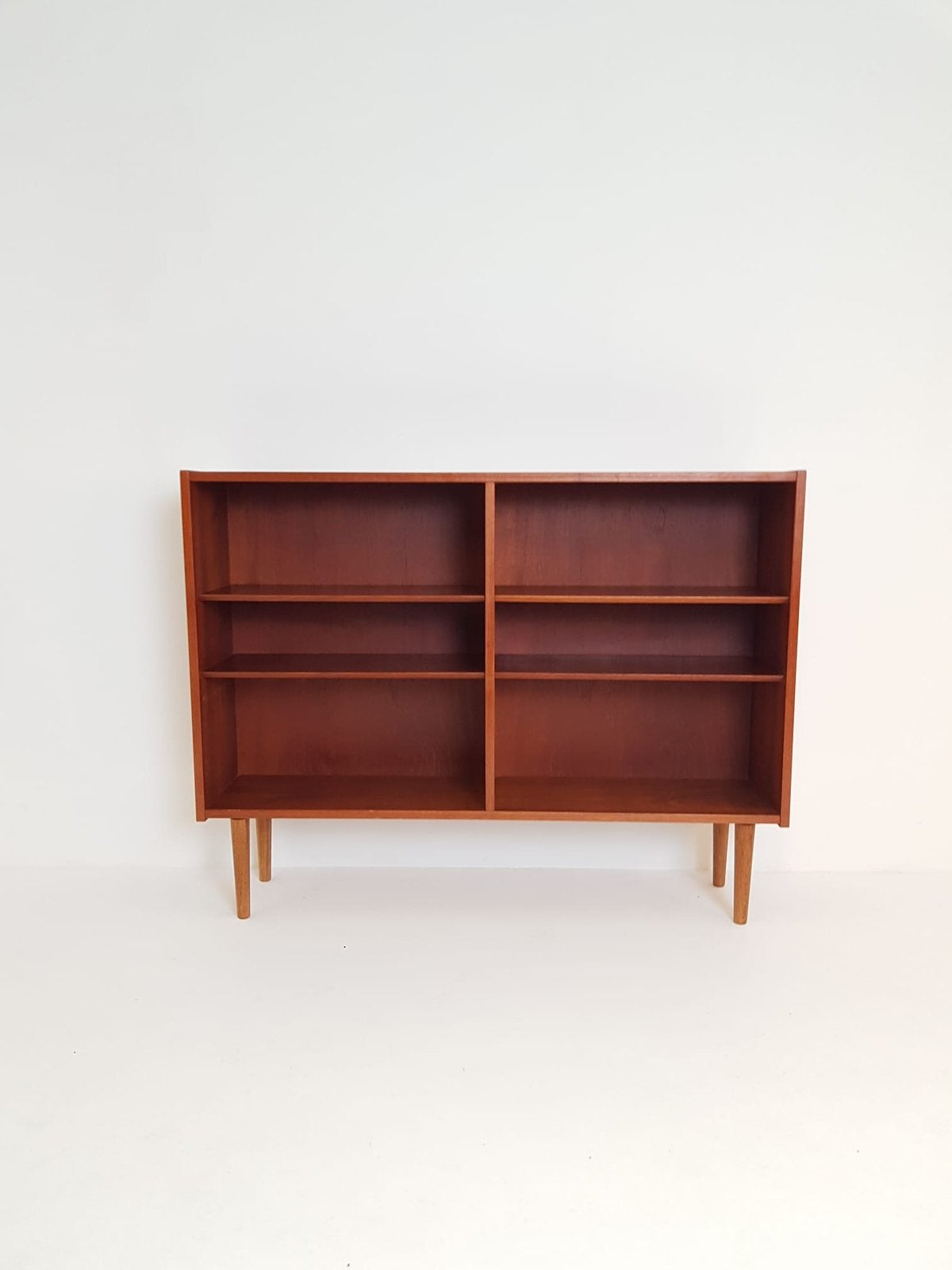 Hundevad deense teak houten boekenkast | kast Deens, Ophalen of Verzenden, Huis en Inrichting