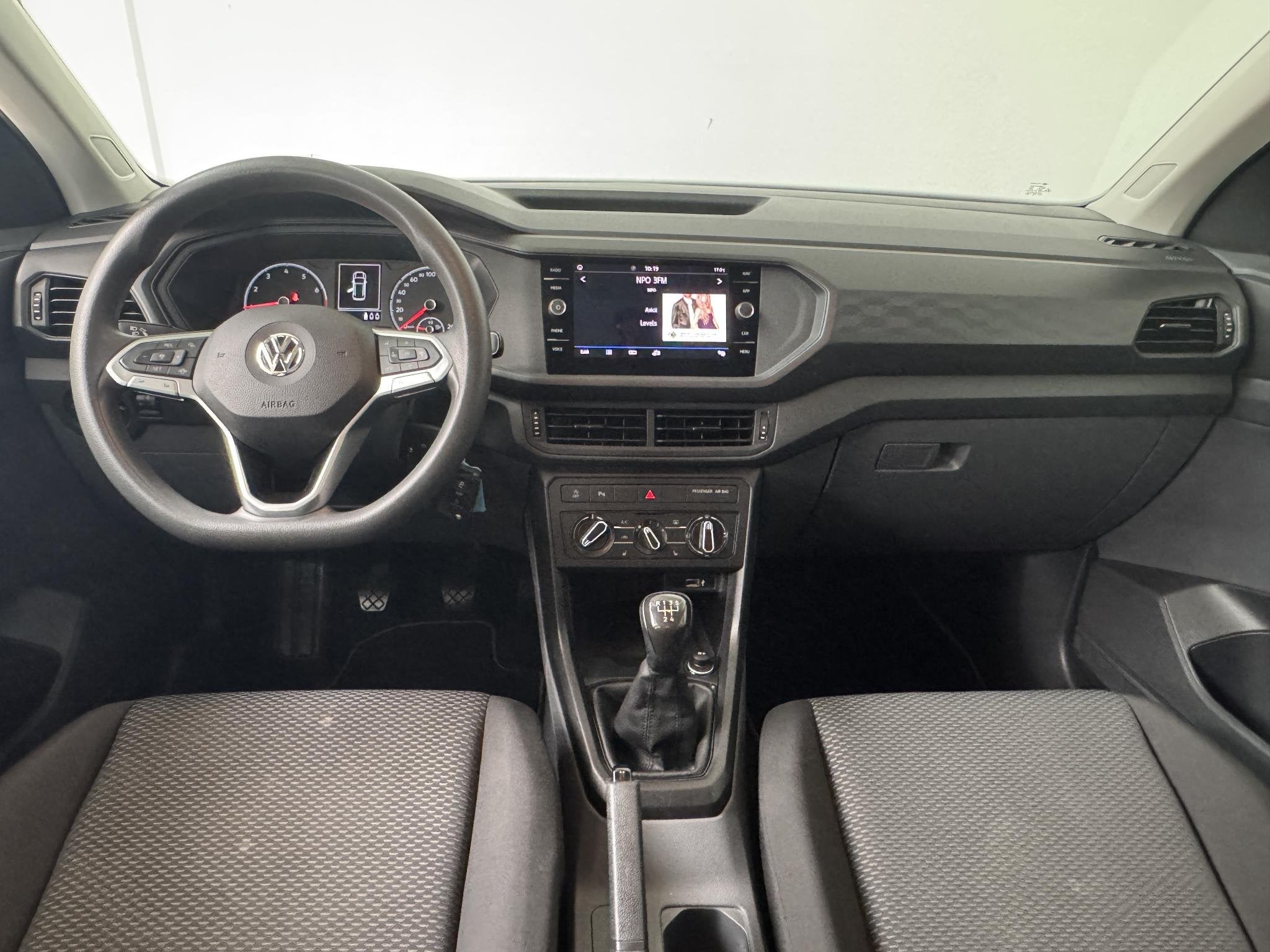 Volkswagen T-Cross 1.0 TSI Life | All-Season banden | Stoelv, Voorwielaandrijving, 95 pk, Met garantie (alle), 620 kg