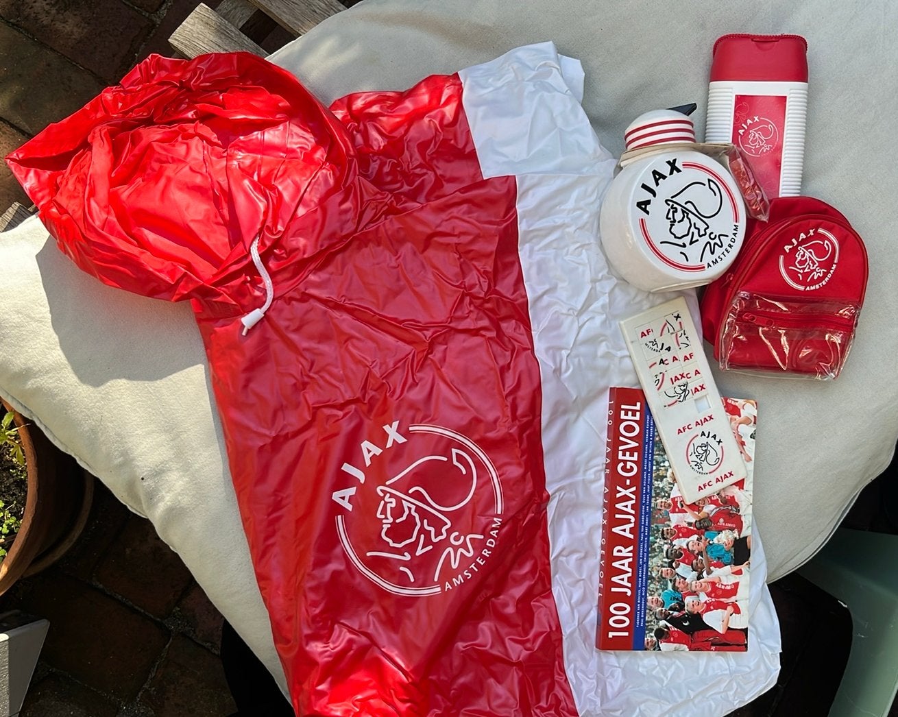 AJAX pakketje tegen elk aannemelijk bod, Ophalen of Verzenden, Zo goed als nieuw, Ajax