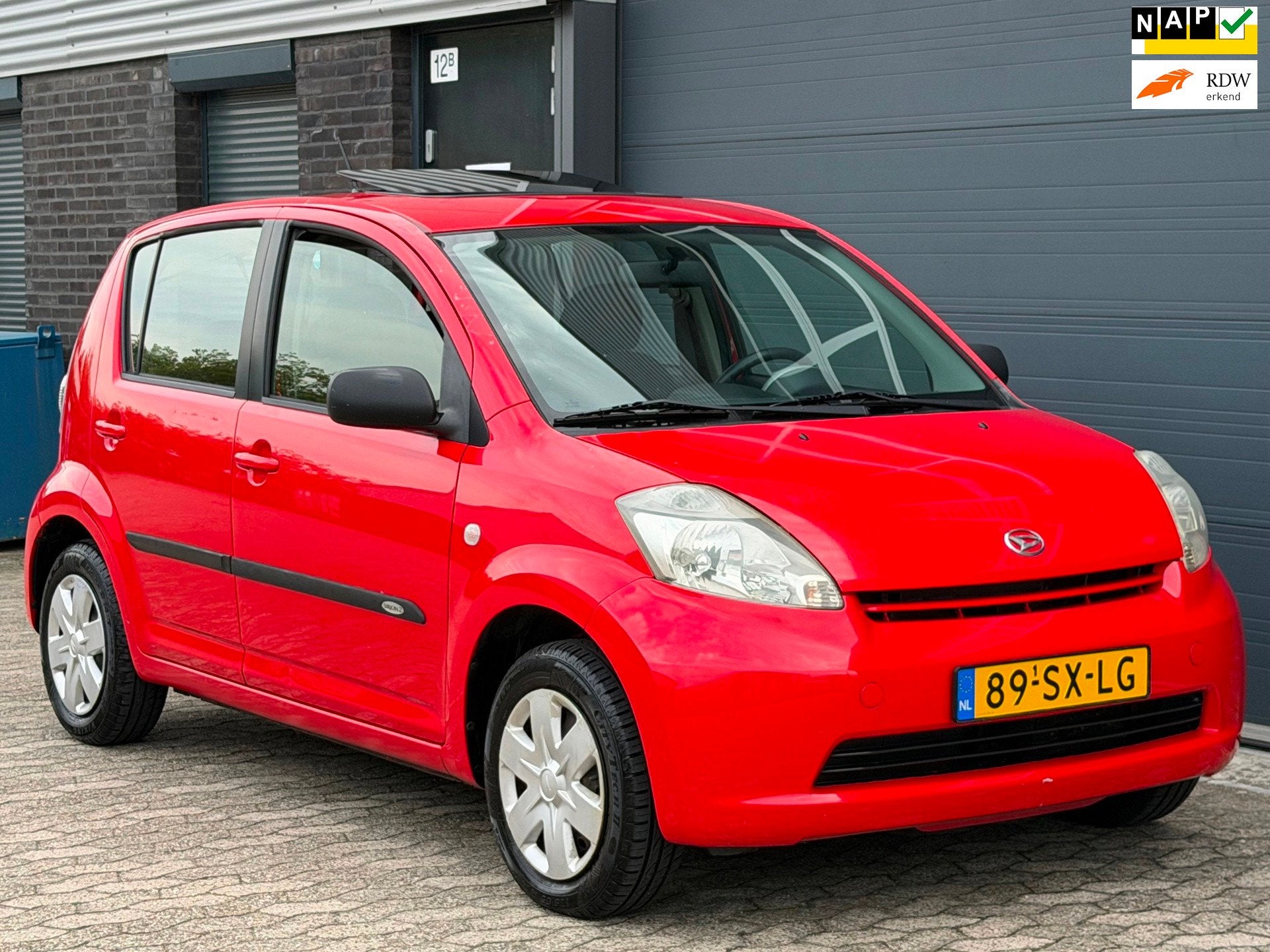 Daihatsu Sirion 2 1.0-12V Trend SCHUIFDAK APK NAP, Auto's, Voorwielaandrijving, Stof, Gebruikt, Bedrijf