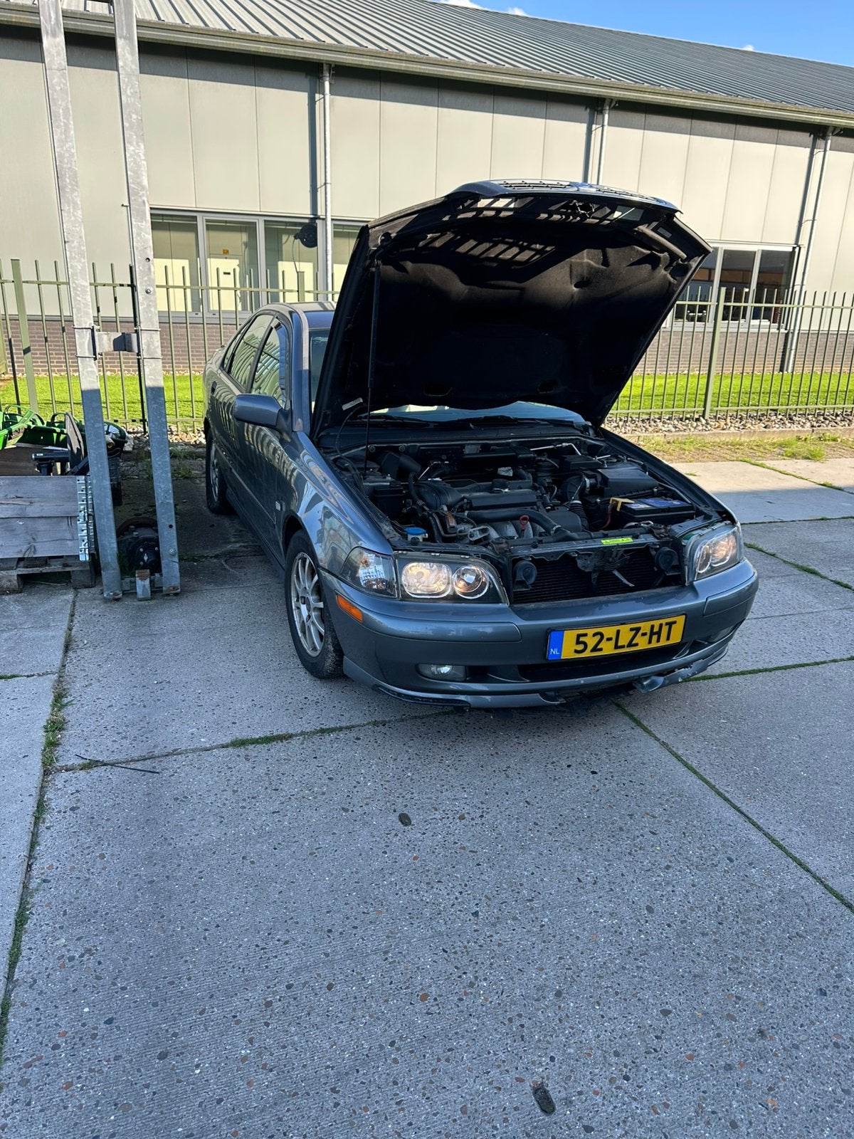 Volvo s40, Ophalen, Volvo