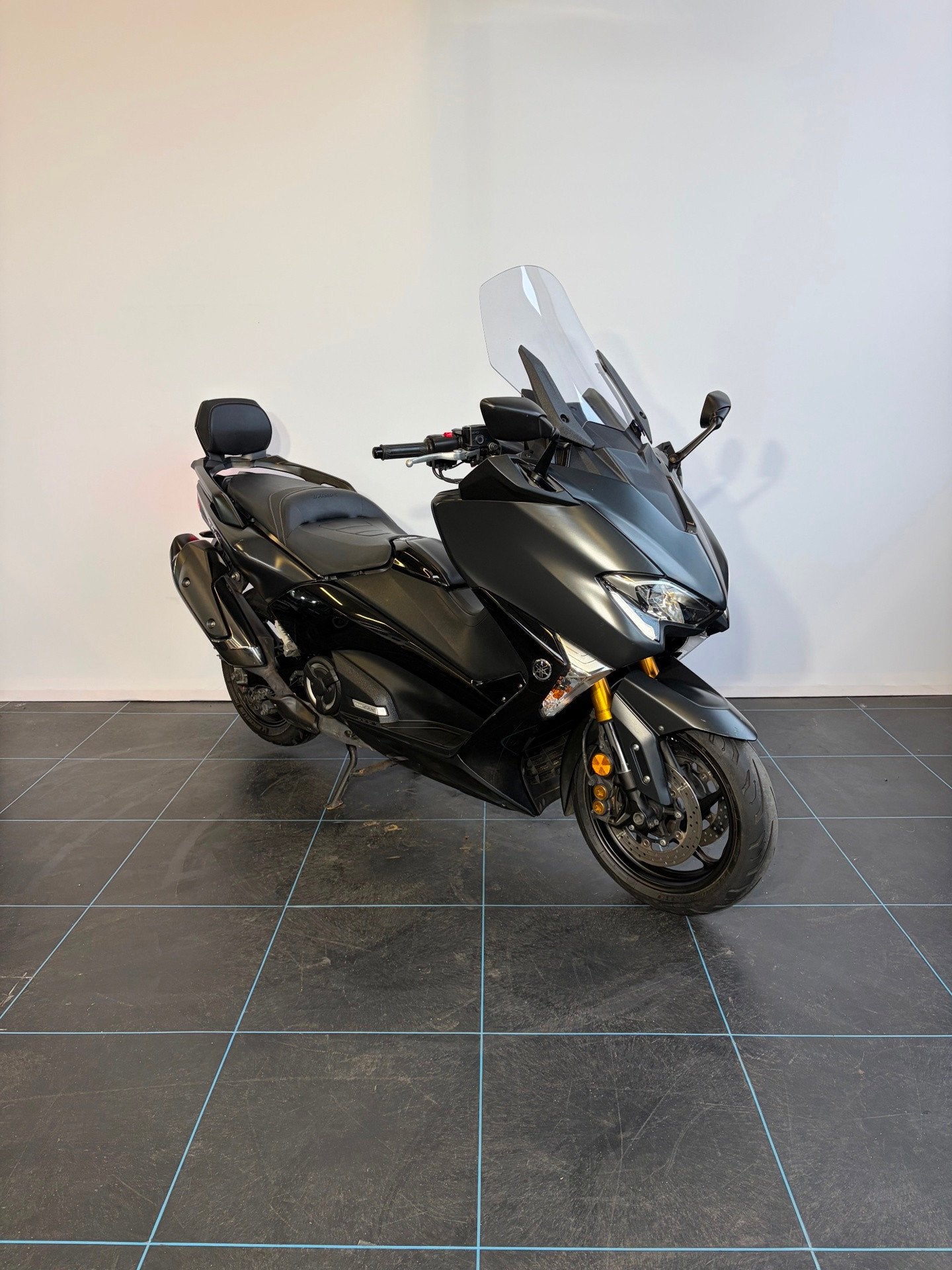 Yamaha Scooter TMAX DX ABS *Grote beurt/Nieuwe banden, ABS, Automaat, 12 t/m 35 kW, Scooter