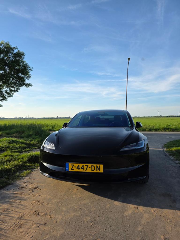 Tesla Model 3 2024 Zwart, Auto's, Tesla, Automaat, Achterwielaandrijving, 1736 kg, Zwart
