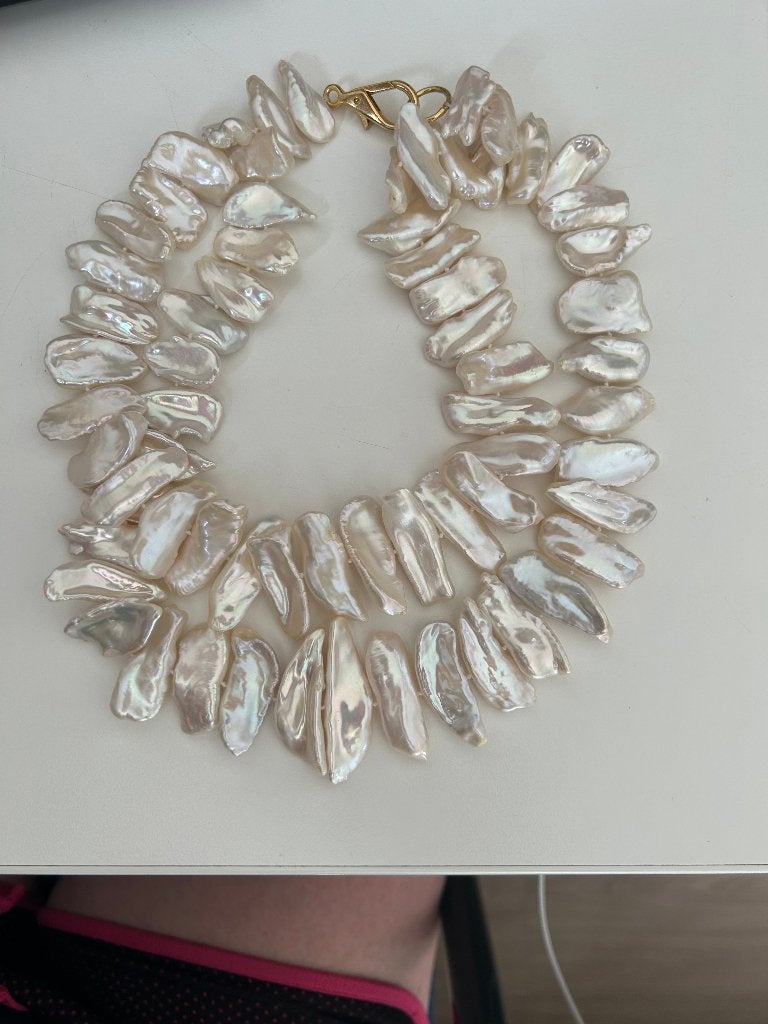 Baroque Pearl necklace, Met hanger, Wit, Ophalen of Verzenden, Zo goed als nieuw