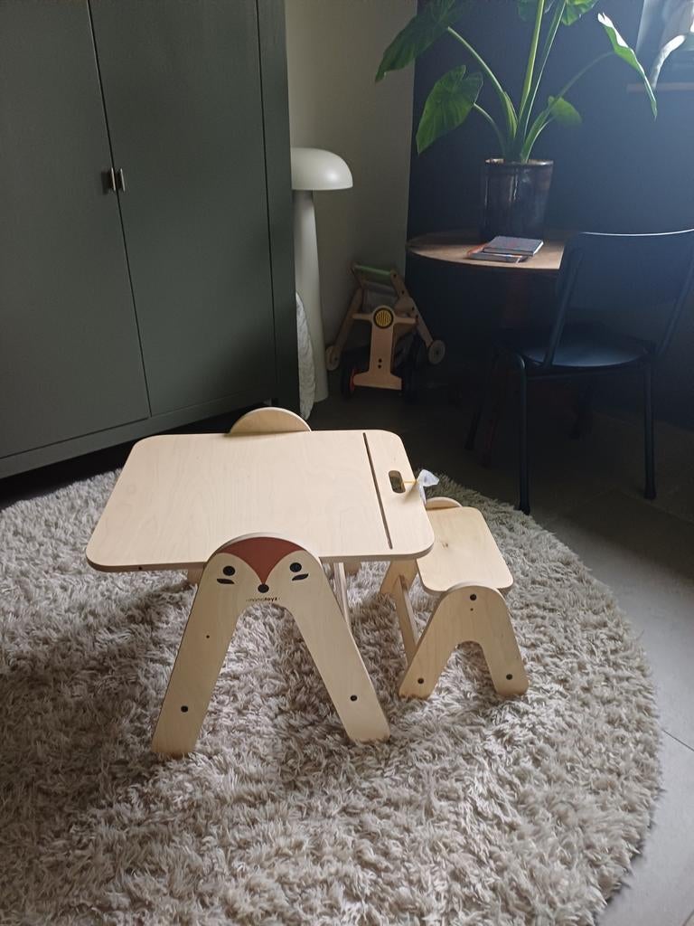 Zgan Mamatoyz kindertafel met krukje., Ophalen, Zo goed als nieuw, Tafel(s) en Stoel(en)