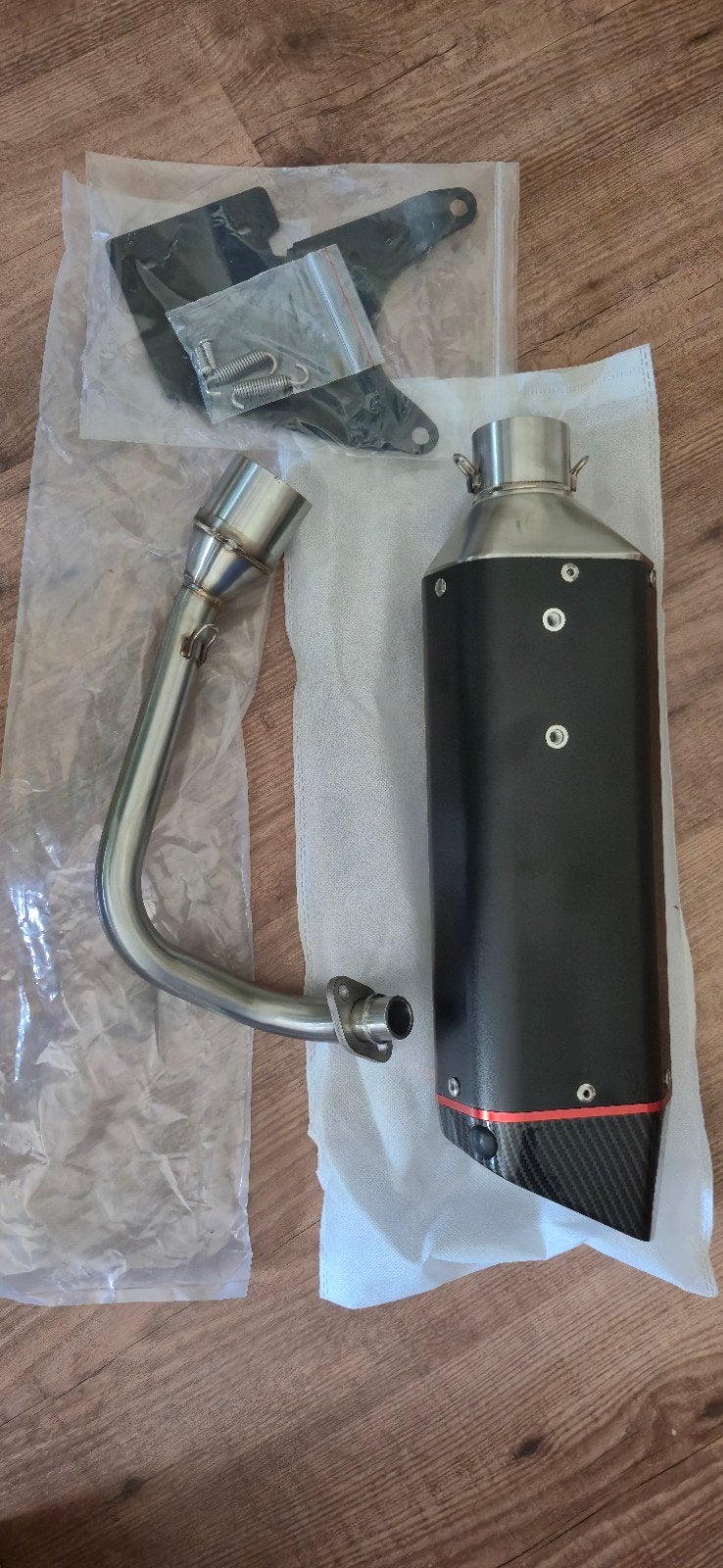Bullet Uitlaat - Akrapovic model voor 4T scooter, Ophalen, Nieuw