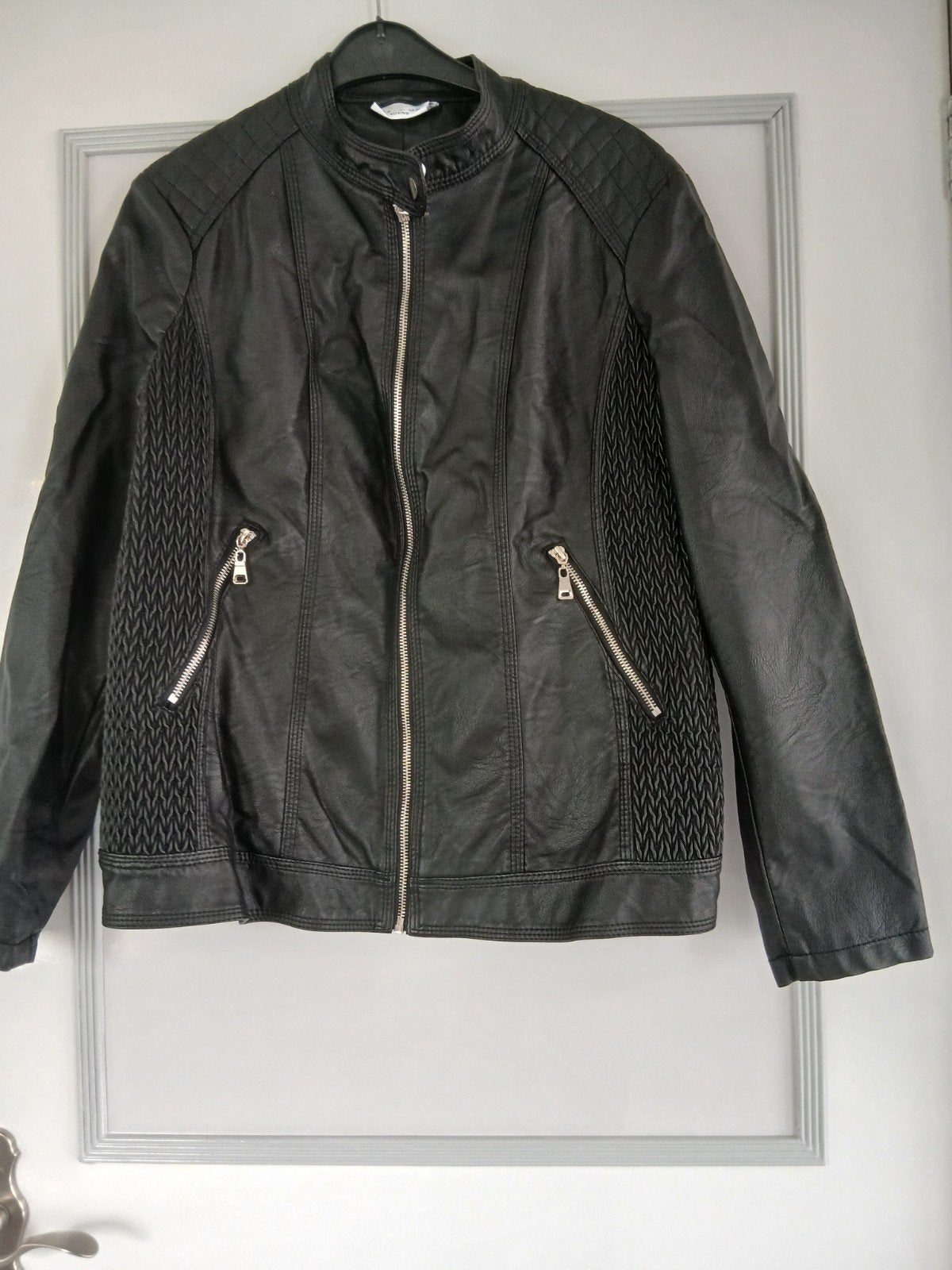 Leren jas z.g.a.n mt.46(1xgedragen), Trend One, Ophalen of Verzenden, Zo goed als nieuw, Zwart