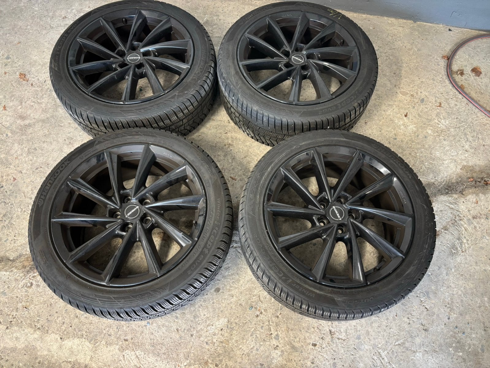 18 inch lichtmetalen Borbet velgen zwart met banden, Ophalen