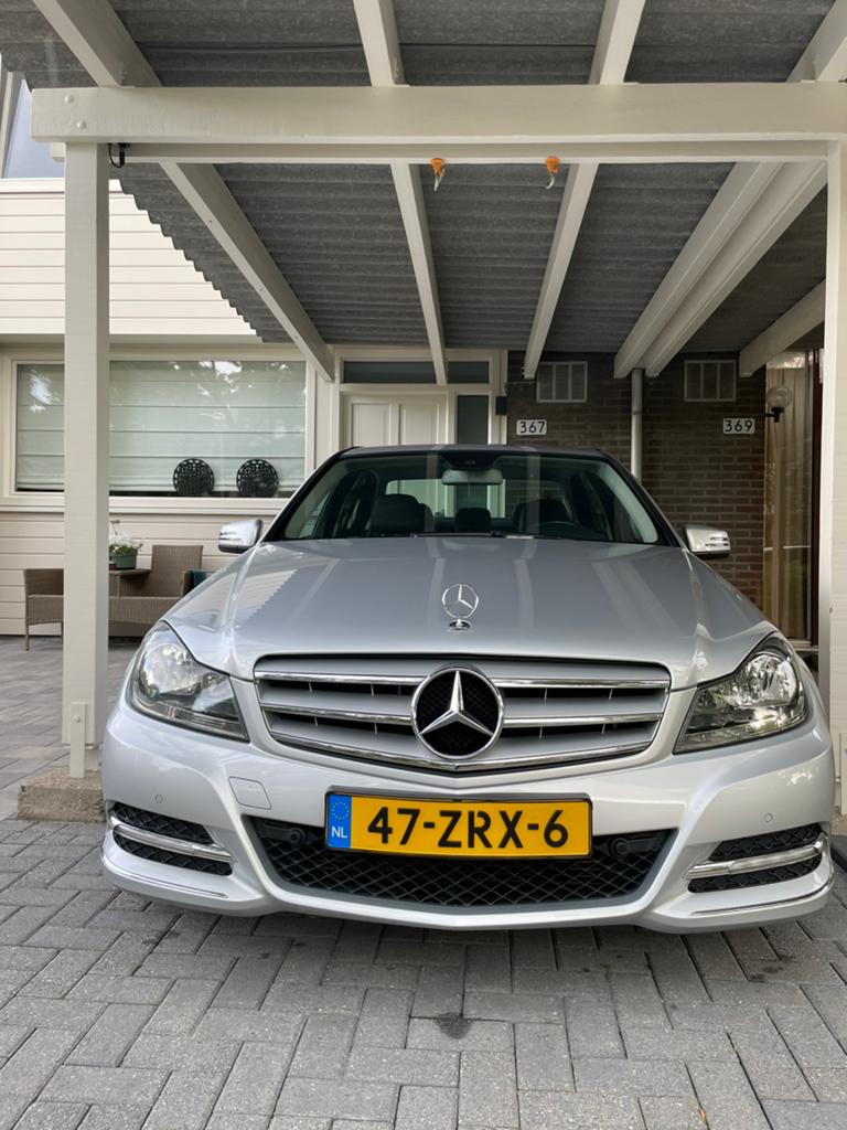 Mercedes-Benz C-Klasse C180 BE Aut7 2011 Grijs, Auto's, Mercedes-Benz, Particulier, C-Klasse, Benzine, B, Sedan, Automaat, Geïmporteerd