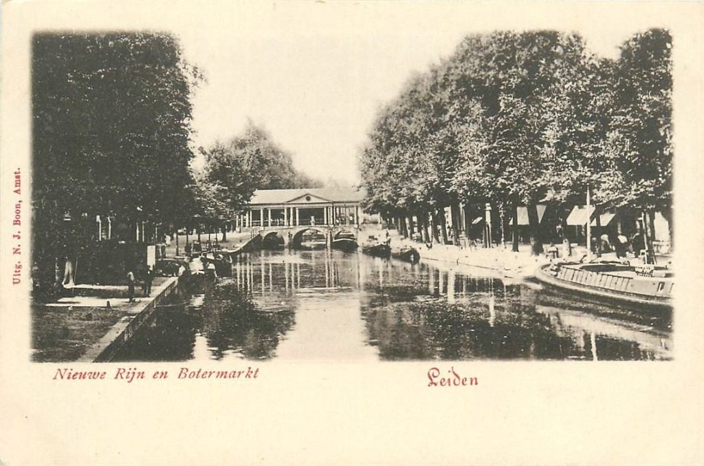 701-003-005 Leiden Nieuwe Rijn en Botermarkt, Verzenden, Voor 1920, Zuid-Holland