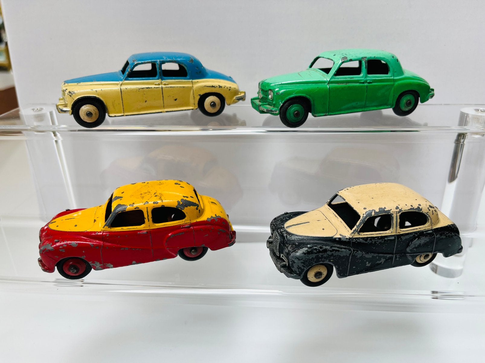 Dinky Toys duo tone, Ophalen of Verzenden, Gebruikt, Auto, Dinky Toys