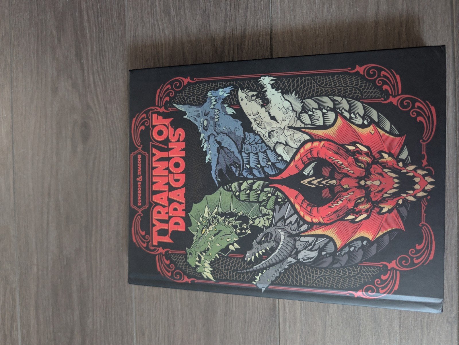 Dungeons & Dragons: Tyranny of Dragons (Collector's Edition), Ophalen of Verzenden, Zo goed als nieuw, Wizards of the Coast