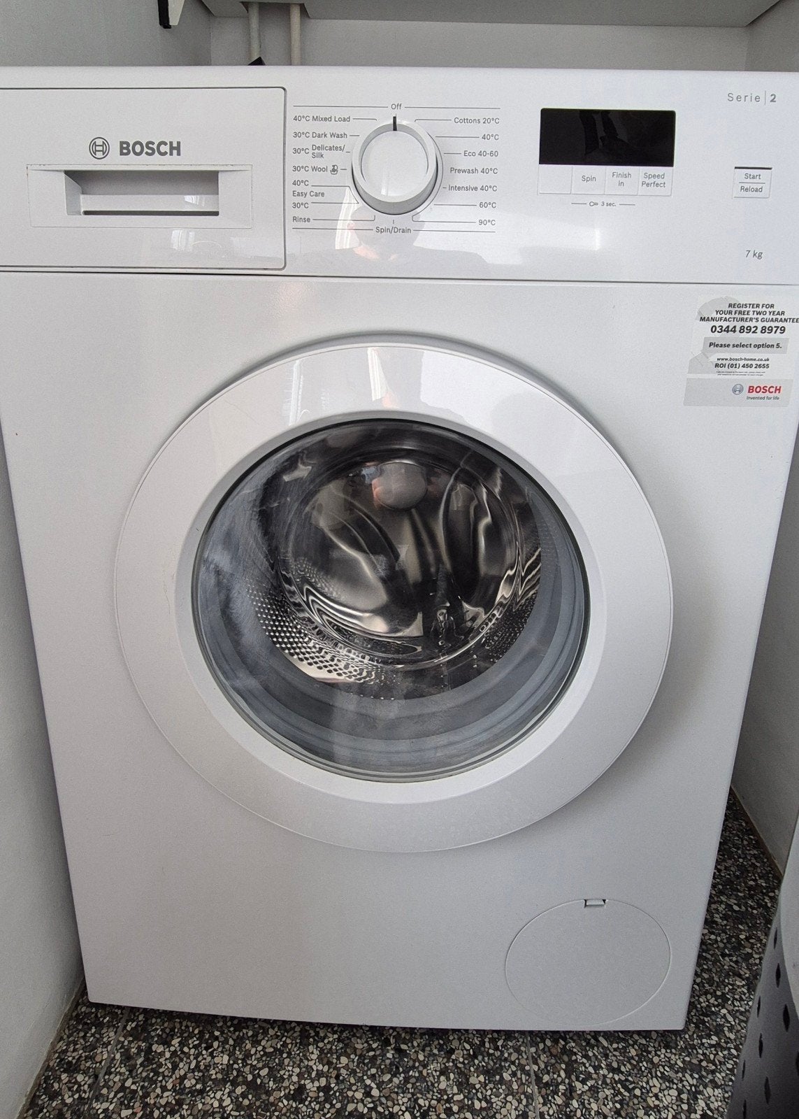 Te koop: Bosch Serie 2 Wasmachine (7kg), Witgoed en Apparatuur, Wasmachines, Ophalen, Gebruikt, Handwasprogramma, Voorlader