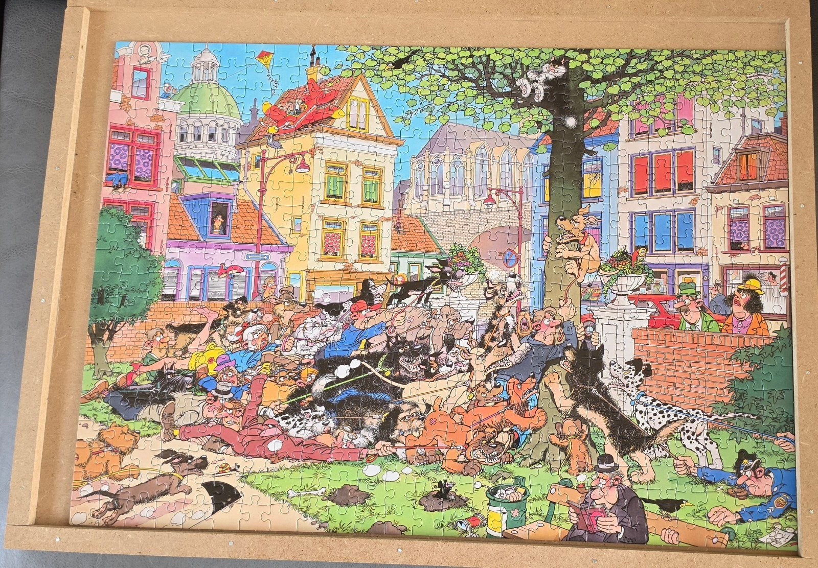 Jan van Haasteren 500 stukjes puzzel - Vang die kat!, Ophalen of Verzenden, Minder dan 500 stukjes, Gebruikt, Legpuzzel