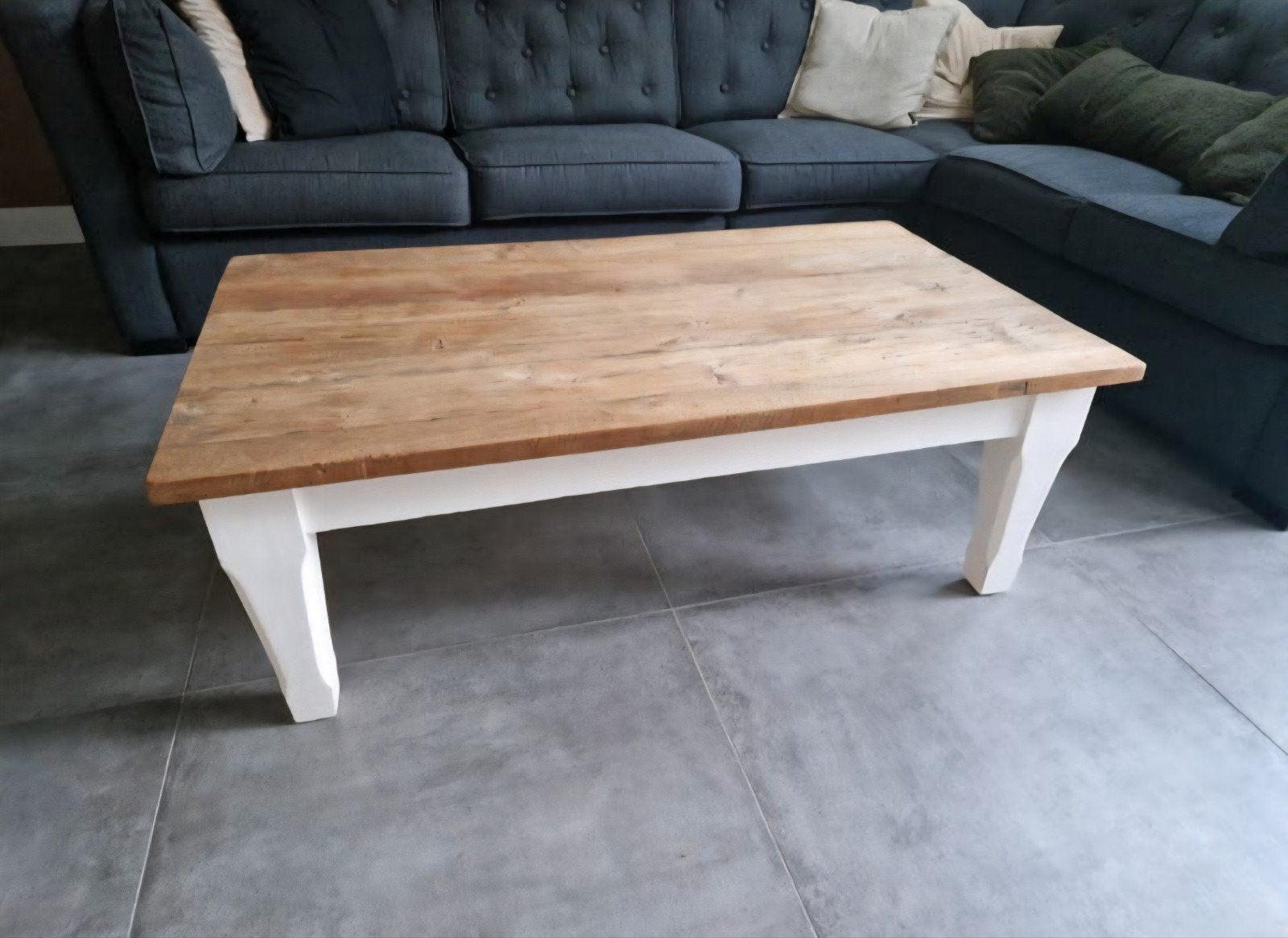 Teakhouten salontafel met wit onderstel, Ophalen, Gebruikt, 100 tot 150 cm, Teakhout