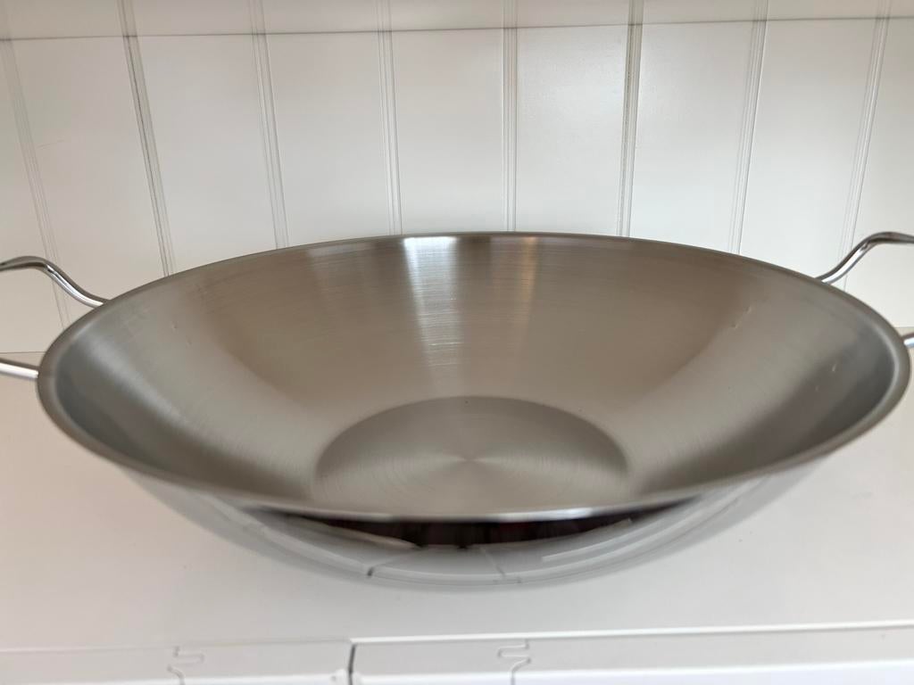 Fissler Nanjing wok, nieuw met extra accessoires, Ophalen of Verzenden, Zo goed als nieuw, Rvs, Wok