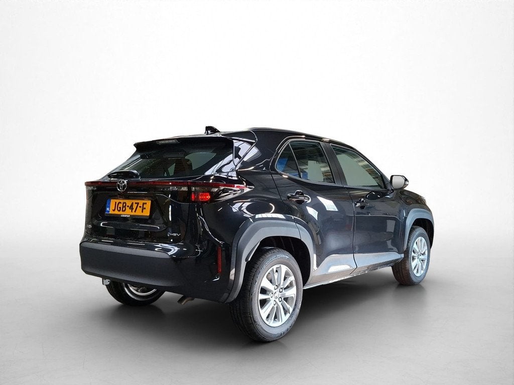 Toyota Yaris Cross 1.5 Hybrid 115 Active (bj 2025), 12 maanden, Stof, 116 pk, Zwart