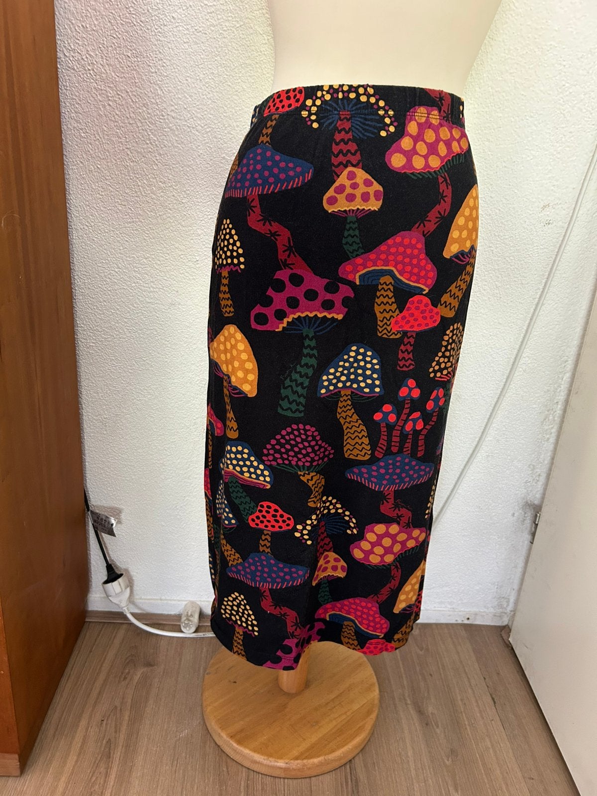 Lange dames rok | Farm Rio | paddestoelen print | maat M/L, Kleding | Dames, Maat 38/40 (M), Zwart, Ophalen of Verzenden, Gedragen