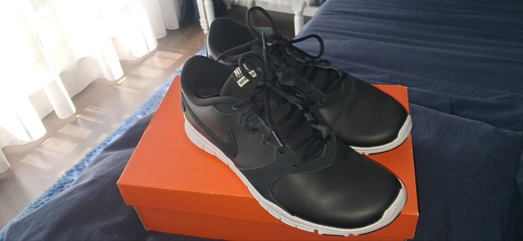 Nike gympen maat 42,5, Ophalen of Verzenden, Zo goed als nieuw, Sneakers of Gympen