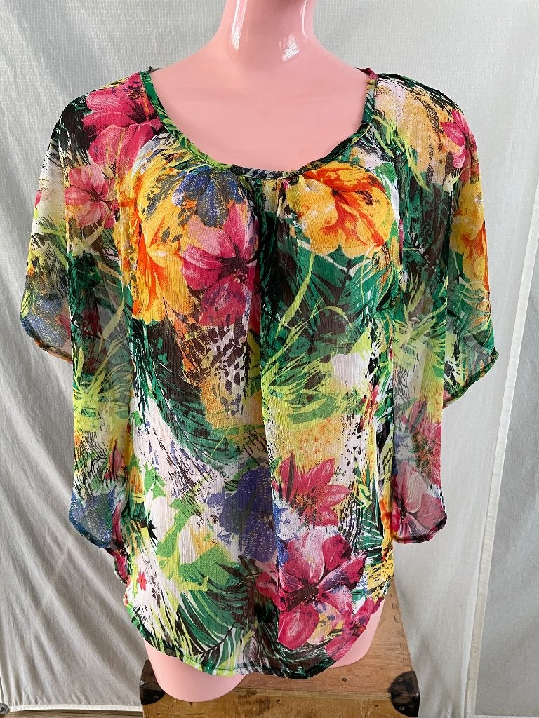 John Cabot bloemenprint blouse met vlindermouwen, maat M / L, Maat 38/40 (M), Meerkleurig, Nieuw, Ophalen of Verzenden