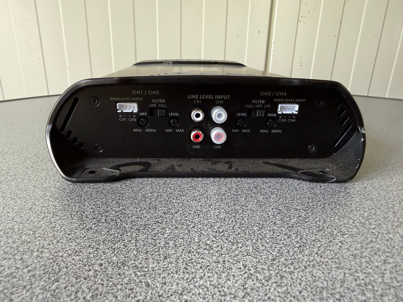 JBL Concert A704 - 4 Kanaals versterker - 1000 Watt, Auto diversen, Ophalen of Verzenden, Zo goed als nieuw