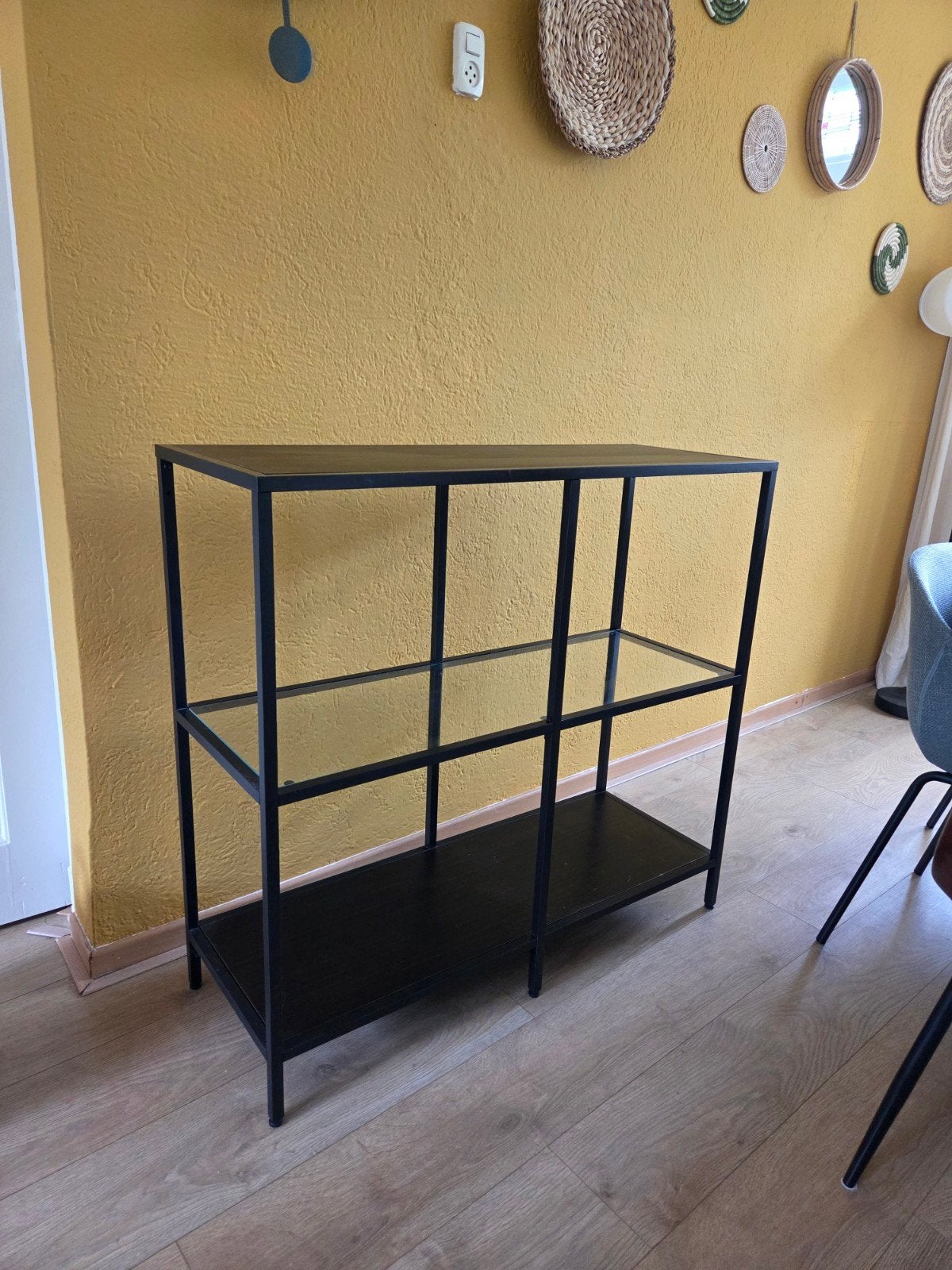 IKEA VITTSJÖ stellingkast 100x93 cm
Stellingkast,
Stellin, Ophalen, Gebruikt