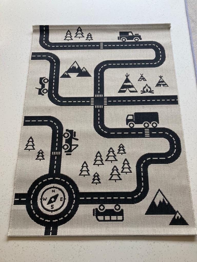 Speelkleed tapijt autoweg, Ophalen, Zo goed als nieuw