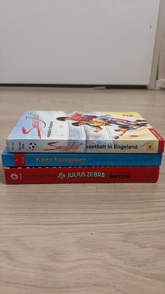 Kinderboeken: Snelle Jelle, Koen Kampioen, Julius Zebra, Meerdere comics, Ophalen of Verzenden, Zo goed als nieuw, Europa