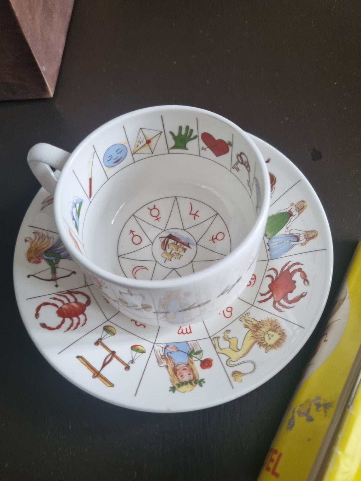 Vintage Deflesta waarzegtheekop en schotel - Staffordshire, Ophalen of Verzenden