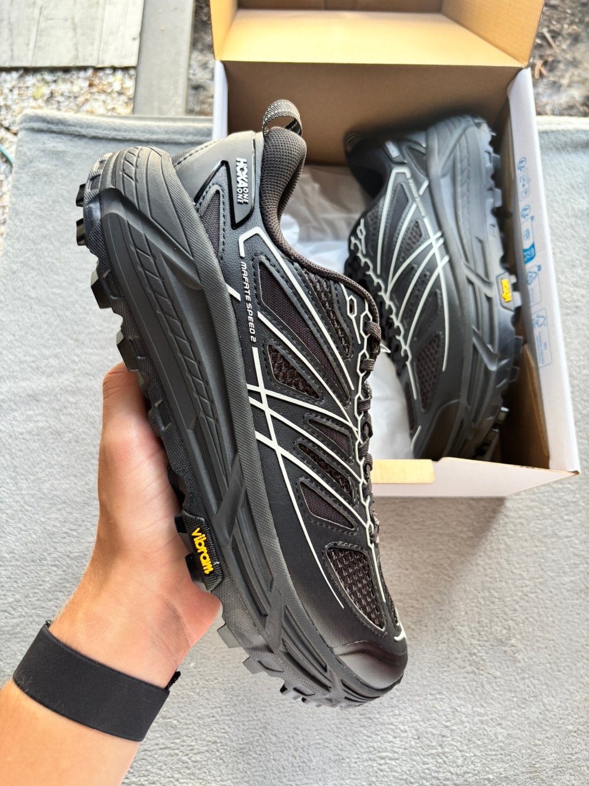 Hoka mafate speed 2 black - maat 44 - nieuw, J, Zwart, Nieuw, Ophalen of Verzenden