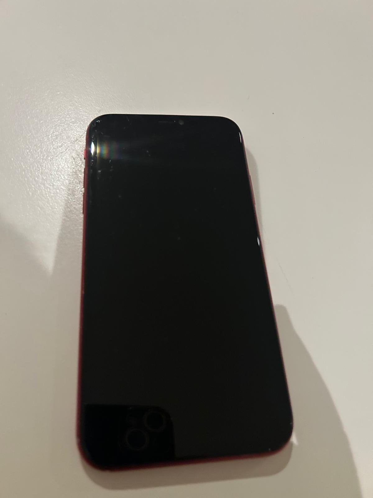 iPhone 11 Rood - Beschadigde camera en wazige voorcamera, Telecommunicatie, Mobiele telefoons | Apple iPhone, Ophalen of Verzenden