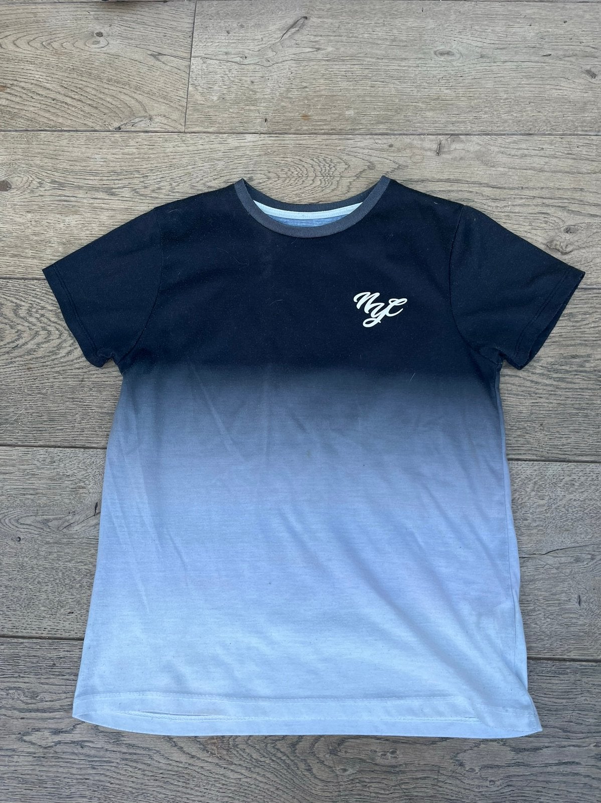 Shirt Grijstinten NYC maat 140, Ophalen of Verzenden, Gebruikt, Jongen, Shirt of Longsleeve
