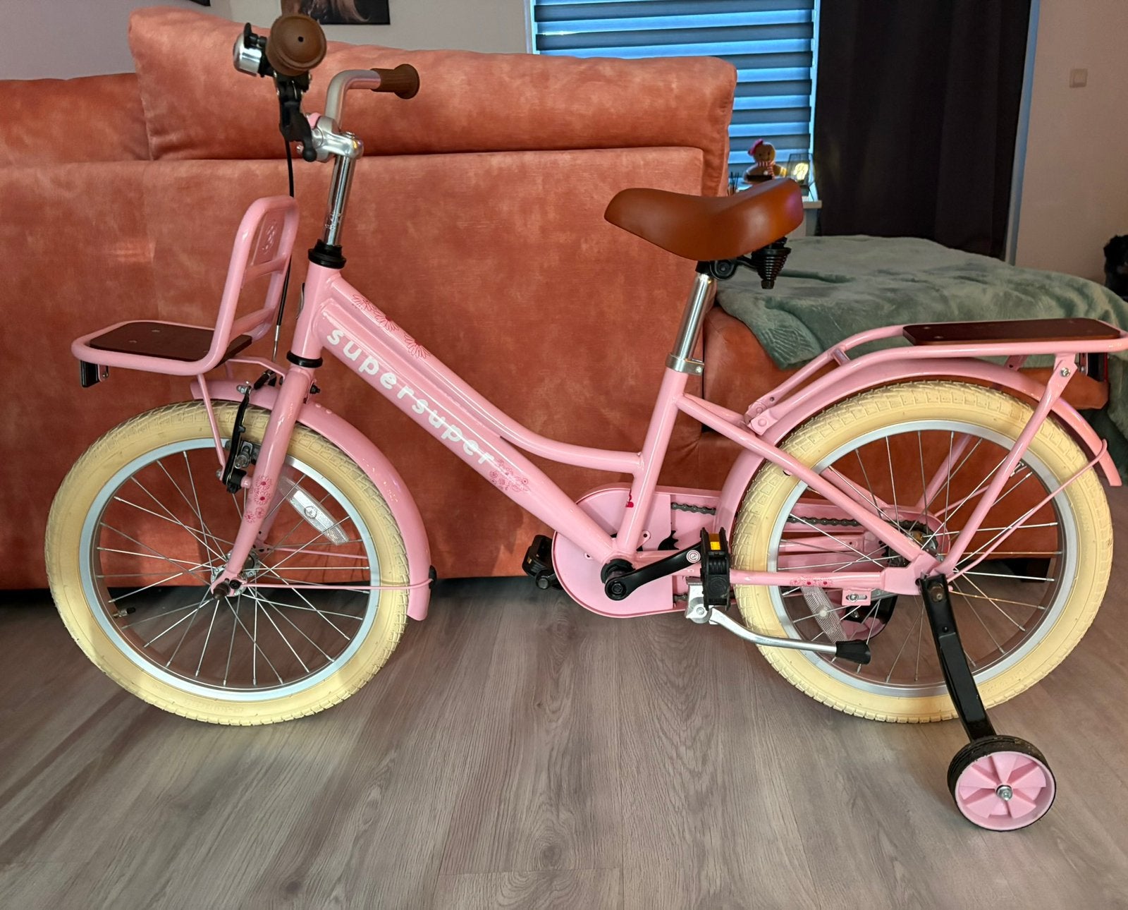 Meisje fiets 18 insch, Fietsen en Brommers, Ophalen, Terugtraprem, 18 inch, Handrem