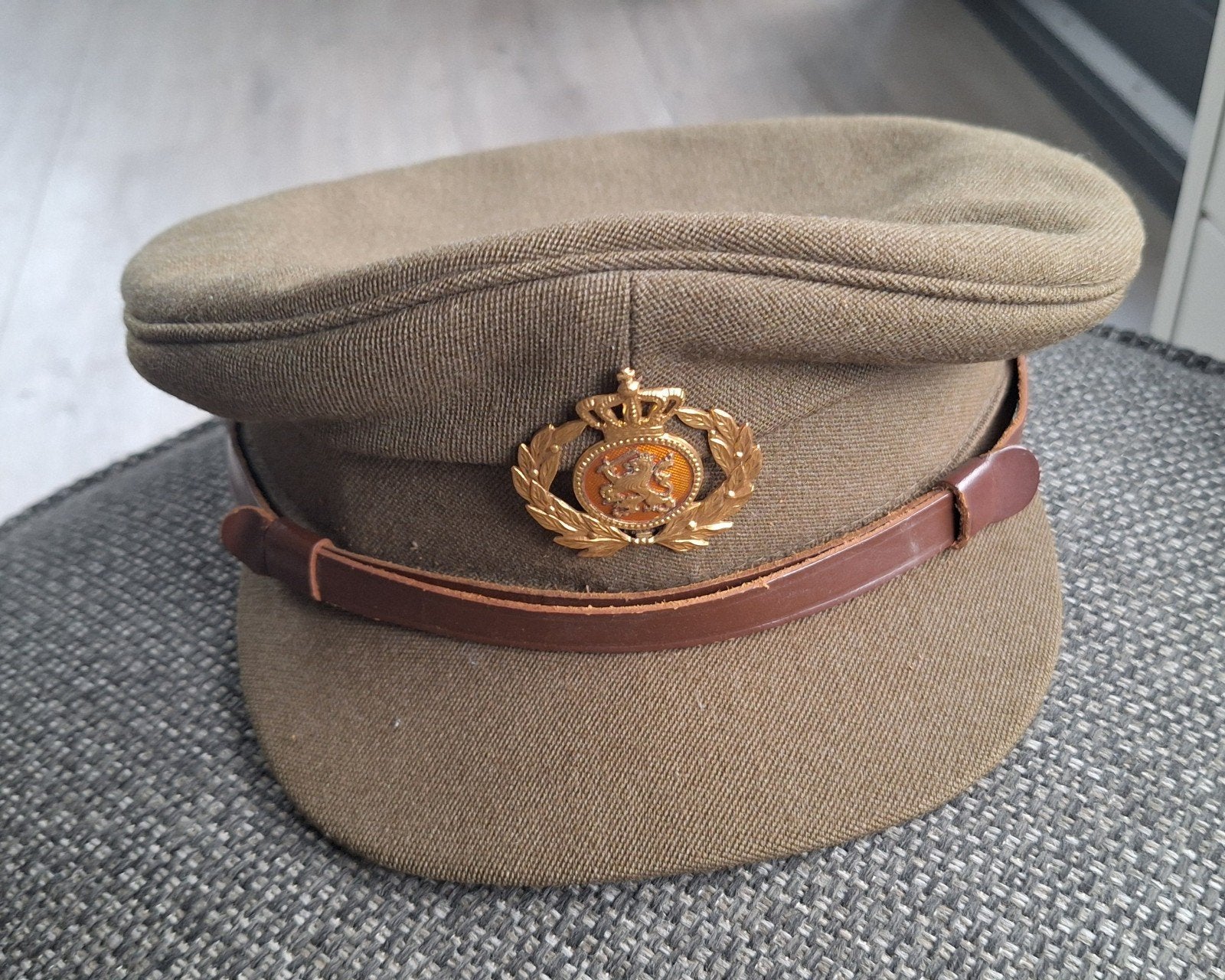 Nederlandse militaire officierspet .S.J. Rosier Amersfoort., Ophalen of Verzenden, Landmacht, Nederland, Helm of Baret