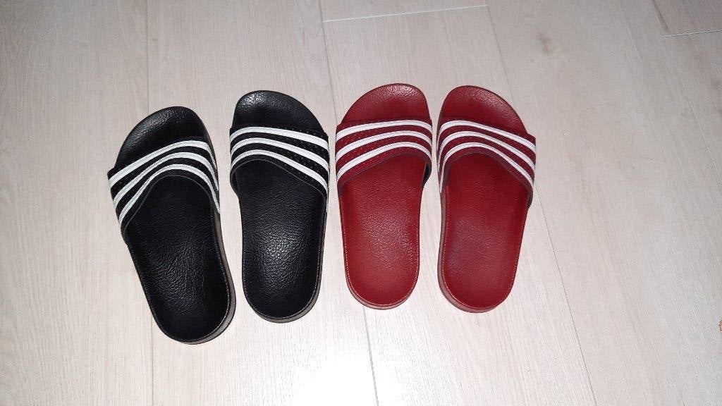 2 paar adidas slippers, Adidas, Zwart, Zo goed als nieuw, Ophalen