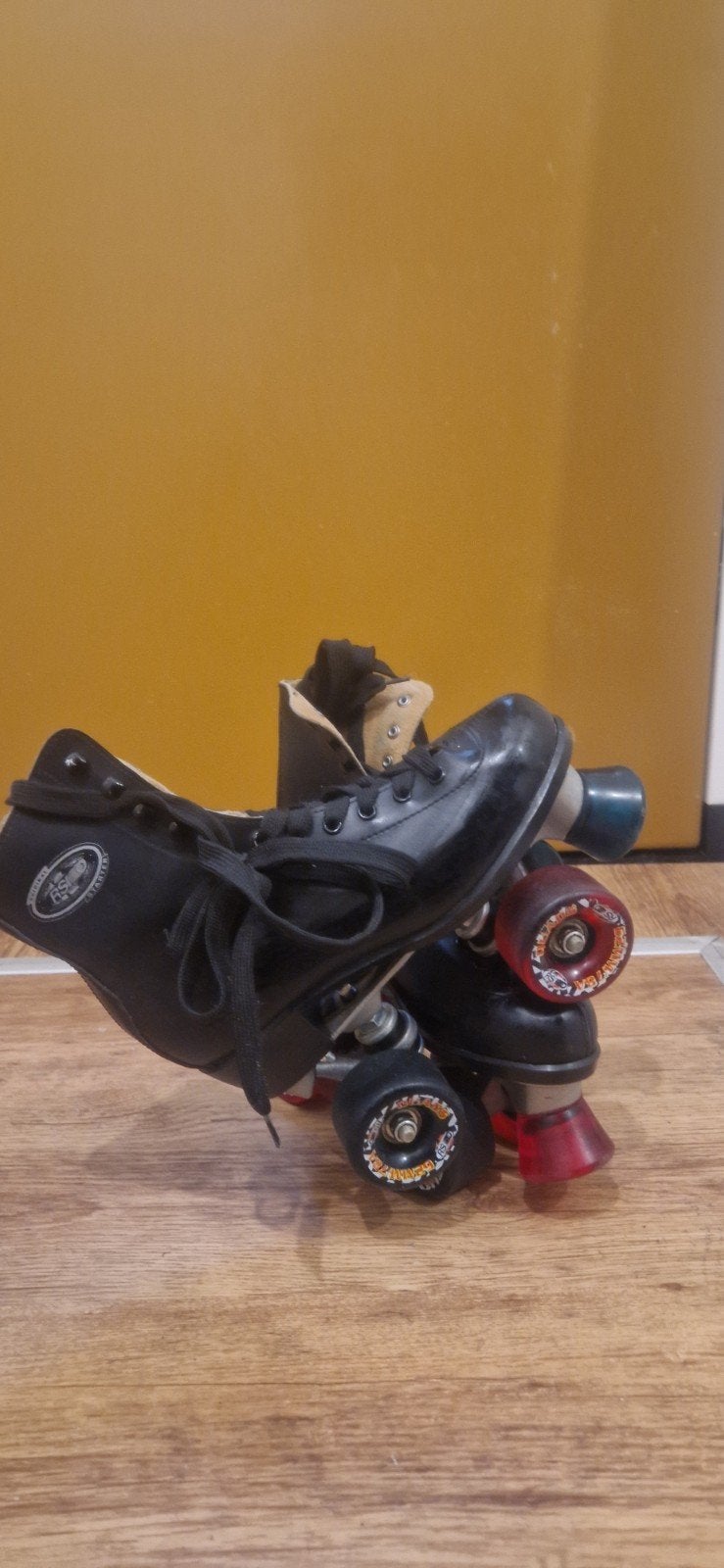 RSI Rolschaatsen - Zo goed als nieuw! Maat 37, Ophalen of Verzenden, Zo goed als nieuw