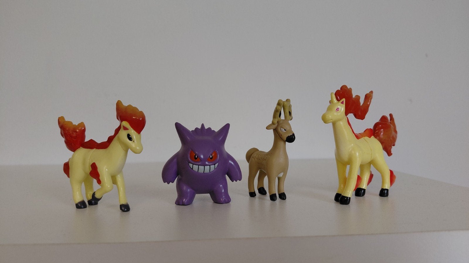 Pokémon poppetjes tomy zeldzaam, Ophalen of Verzenden, Zo goed als nieuw