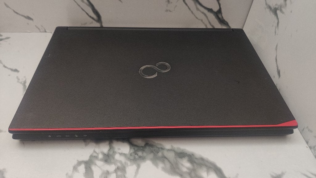 Fujitsu lifebook  E-series E544, Gebruikt, 2 tot 3 Ghz, Qwerty, 8 GB