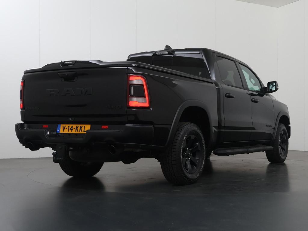 Dodge Ram 1500 5.7 V8 | 4x4 | CREW CAB | REBEL | 360 CAMERA, Auto's, Automaat, Gebruikt, 5654 cc, Zwart