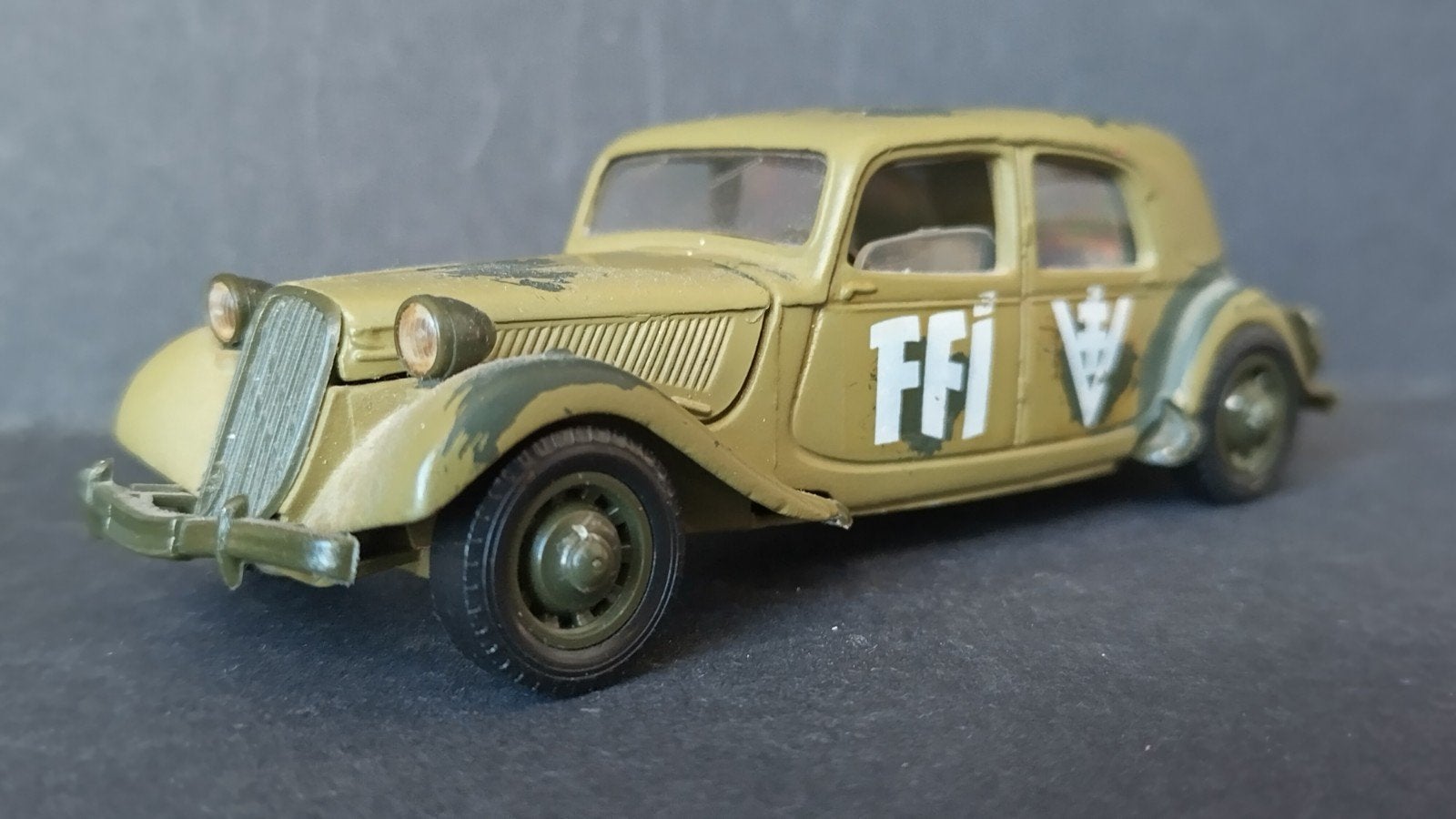 Citroen Traction Avant 15 six  ffi 1:43 Solido Pol, Auto, Verzenden, Solido, Nieuw
