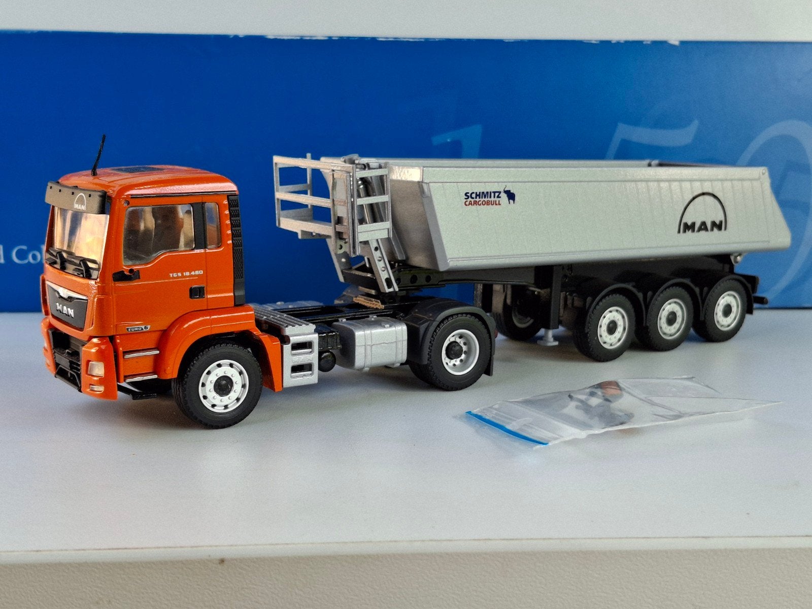 MAN TGS EURO 6 SCHMITZ CARGOBULL 1:50, Hobby en Vrije tijd, Modelauto's | 1:50, Ophalen of Verzenden, Zo goed als nieuw, Bus of Vrachtwagen