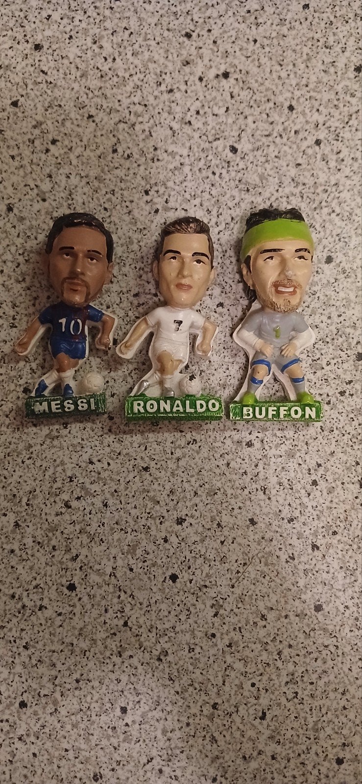 3x Voetbal koelkastmagneten (Messi, Ronaldo, Buffon), Ophalen of Verzenden, Gebruikt, Buitenlandse clubs, Overige typen