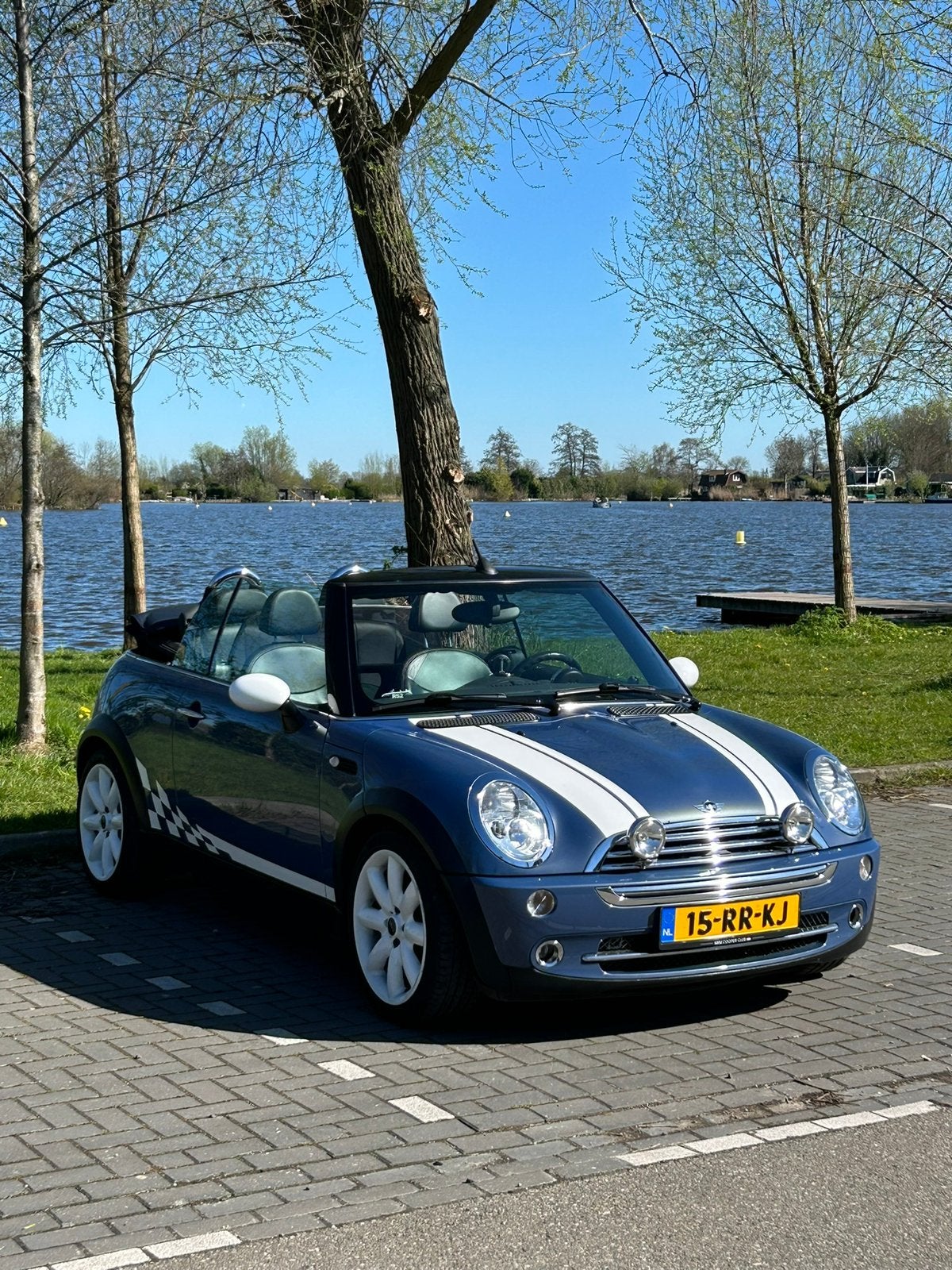 Mini 1.6 16V Cooper Cabrio 2005 Blauw R52 116.000 KM, Auto's, Voorwielaandrijving, Zwart, 4 cilinders, Cabriolet