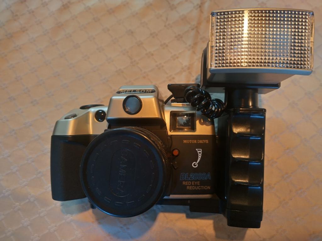 Oldtimer Camera met Flitser, Ophalen of Verzenden, Zo goed als nieuw, Spiegelreflex, Overige Merken