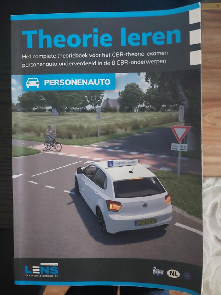 Rijbewijs boeken set - Theorie en Praktijk leren, Ophalen of Verzenden, Zo goed als nieuw, Overige niveaus, Lens Verkeersleermiddelen