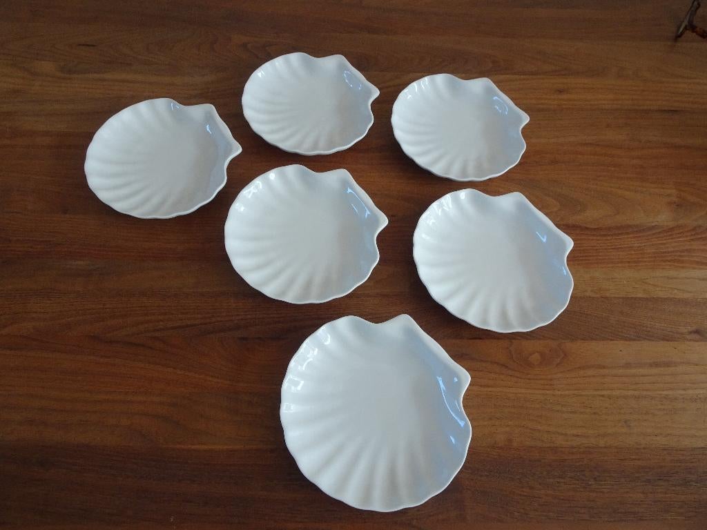 Zes Rivièra Maison schelpen bordjes, Ophalen of Verzenden, Zo goed als nieuw, Bord(en), Overige stijlen