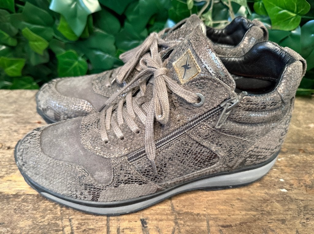bijna Nieuwe hoge sneakers van Xsensible maat 40 (wijdte GX), Overige kleuren, Nieuw, Ophalen of Verzenden, Sneakers of Gympen