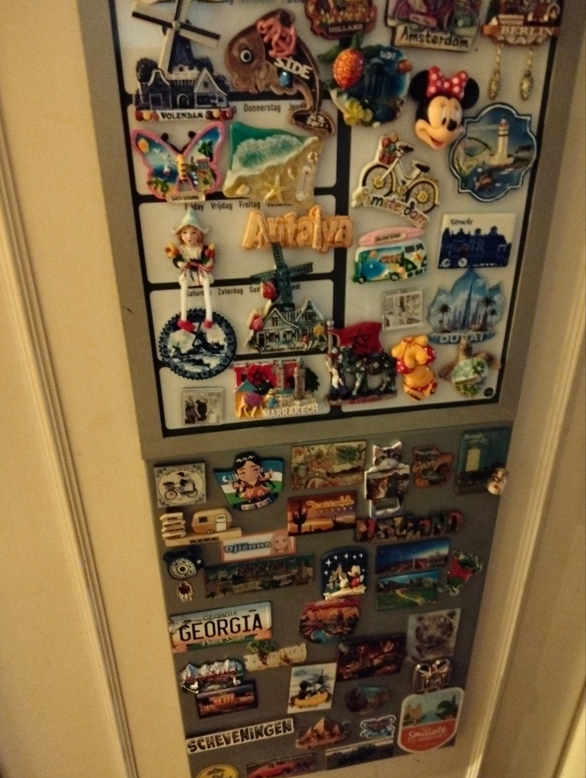 gevraagt souveniermagneetjes, Ophalen