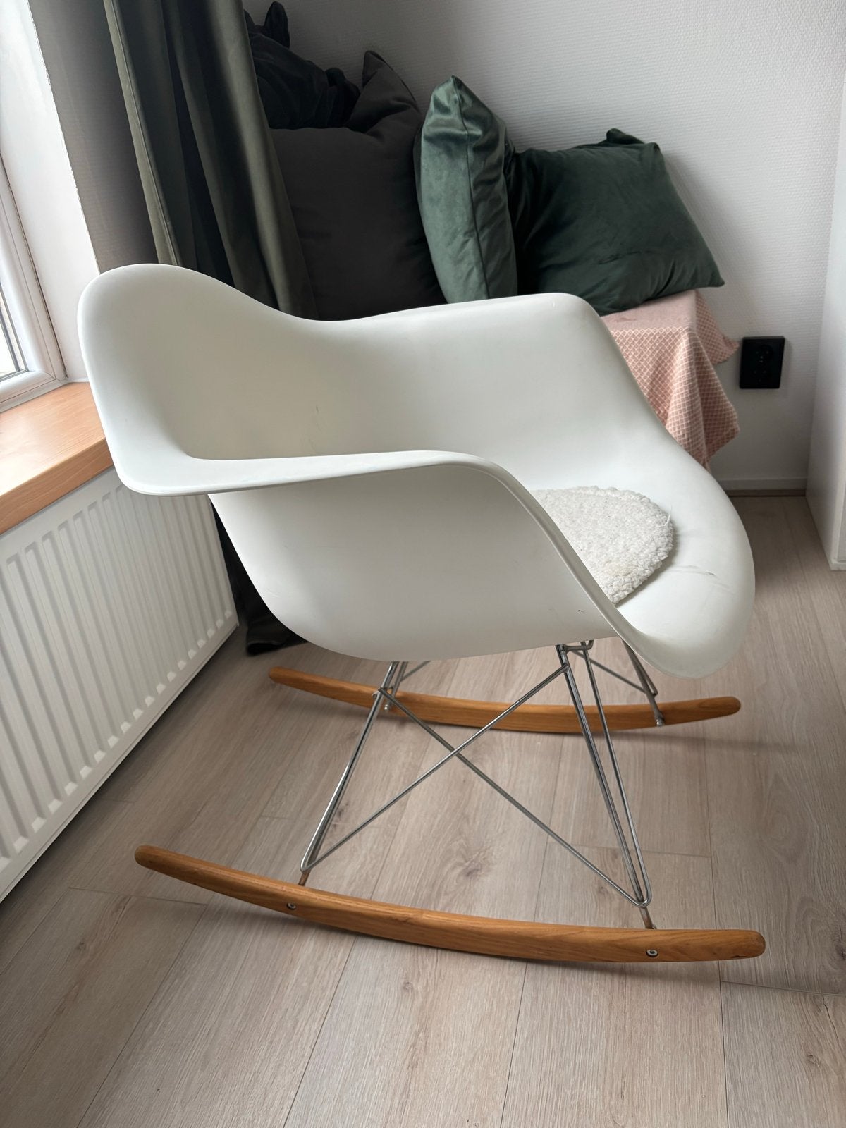 Witte Schommelstoel, Ophalen, Kunststof, Gebruikt, Wit
