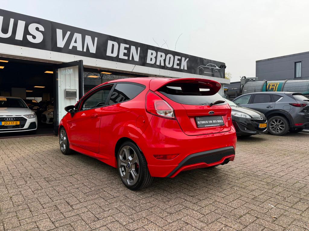 Ford Fiesta 1.6 ST2 182Pk 1e Eigenaar|Clima|Bleutooth|Stoelv, 1596 cc, 1063 kg, Gebruikt, Zwart